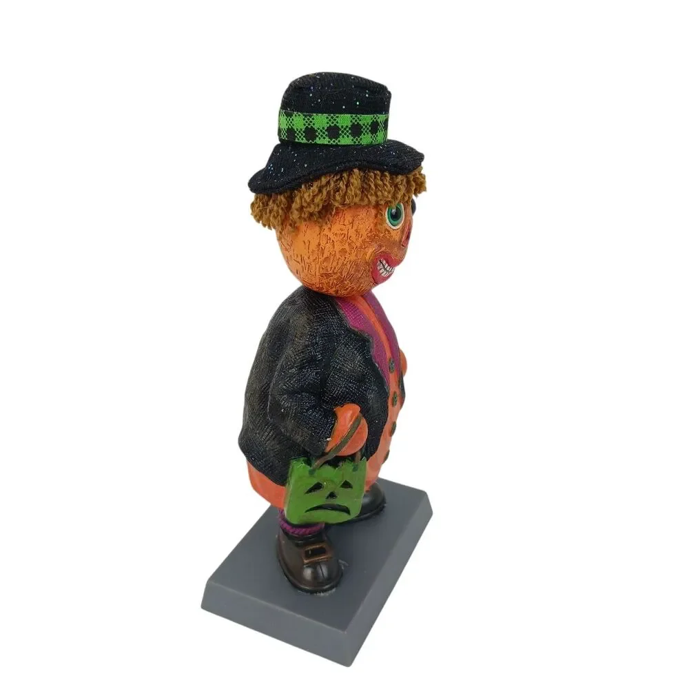 Russ Halloween Pumpkin Bobble-Body Scarecrow Trick Or Treater Happy Hauntings